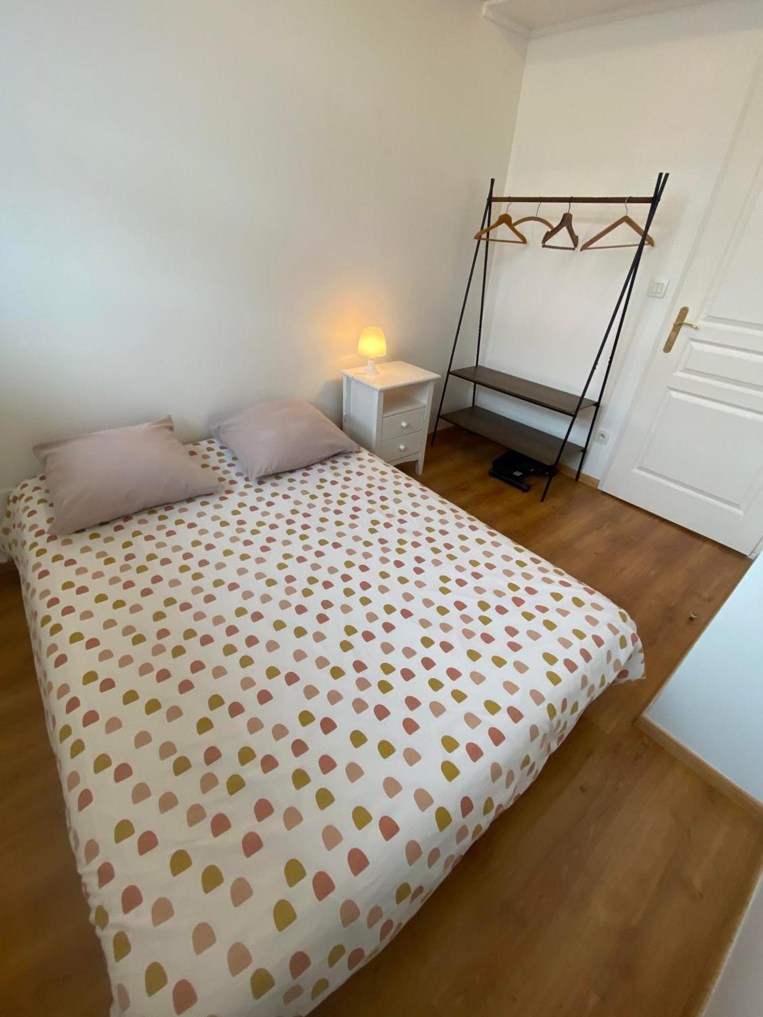 Le Carnot Appartement Avec 2 Chambres Separes Et Parking Privatif Et Securise Арас Екстер'єр фото